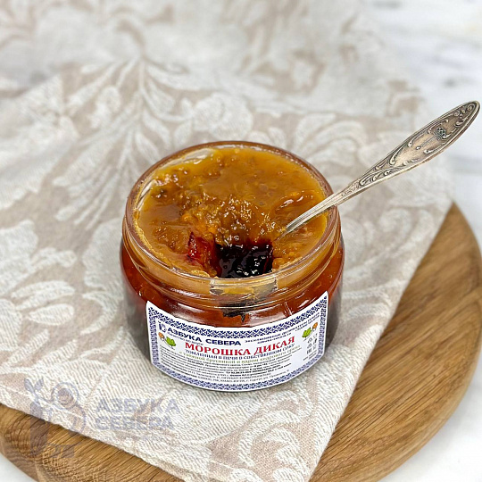 Морошка в собственном соку с таежной брусникой и ядром кедрового ореха