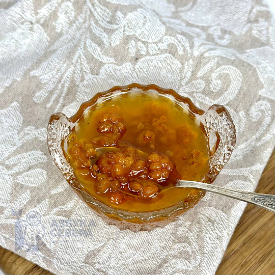 Морошка томленая в печи в собственном соку 