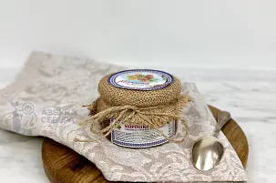 Морошка в собственном соку с ядром кедрового ореха