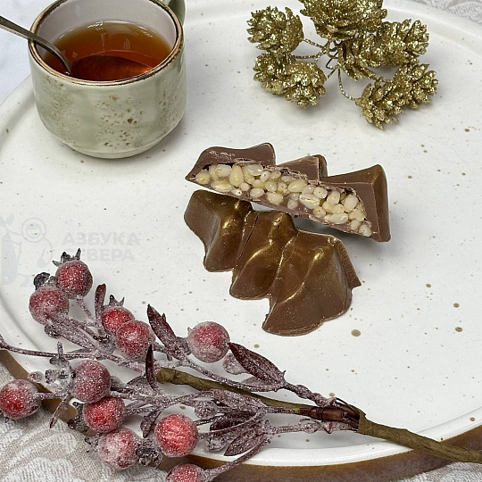 Шоколад молочный с начинкой "Елка"