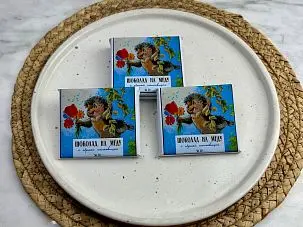 Живой шоколад на меду с черной шелковицей