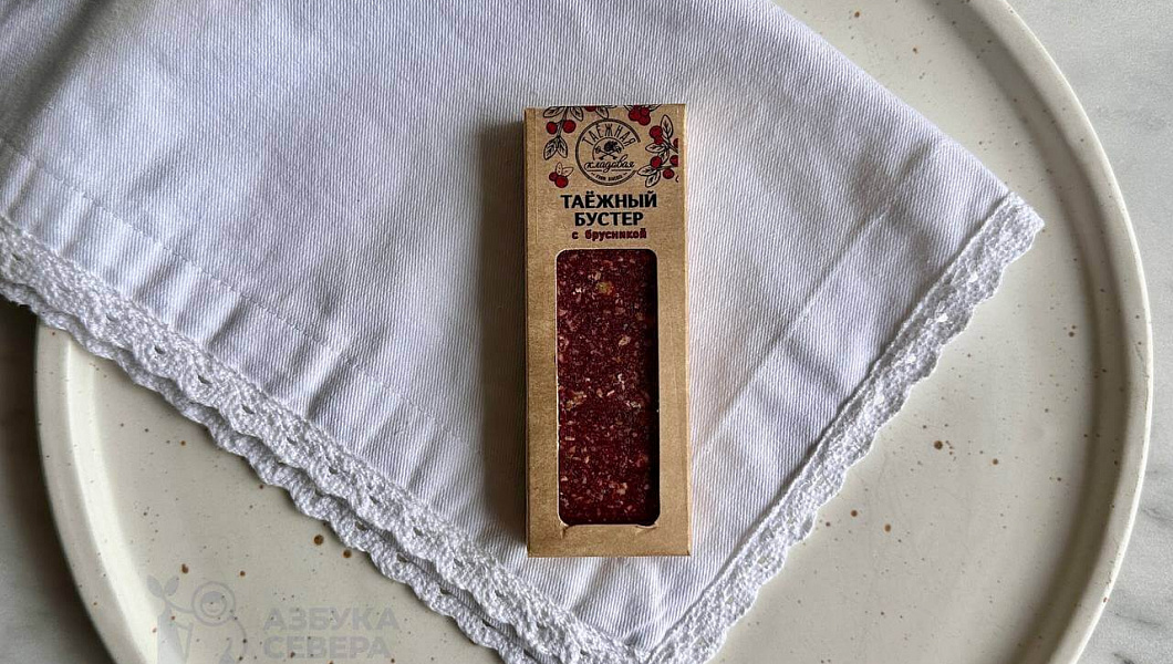 Кедровый батончик с брусникой  "Таежный бустер"