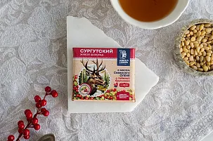 Живой шоколад на меду с мясом северного оленя и таёжной брусникой