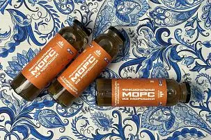 Морс из морошки с сиропом топинамбура