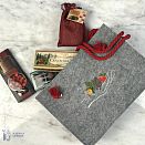 Подарочная сумка с вышивкой маленькая