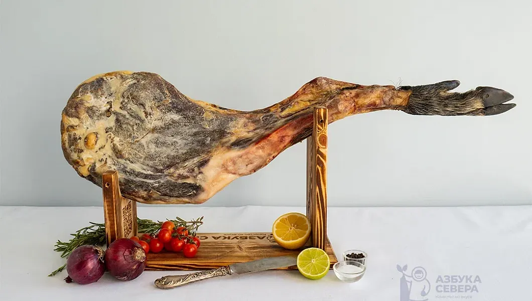 Окорок дикого кабана 4-6 кг (Хамон) 