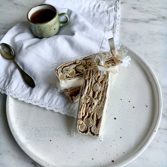 Нуга с карамелью, медом и фундуком