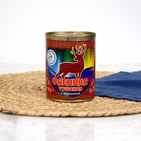 Оленина тушеная с брусникой 