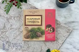 Кедровый трюфель с земляникой