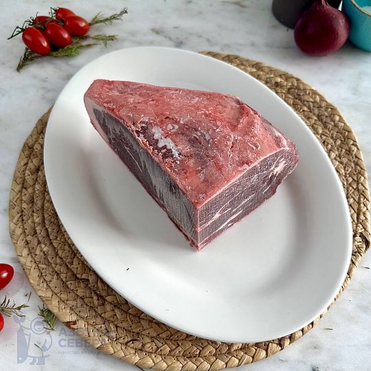 Лопатка кабана свежемороженая