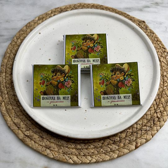 Живой шоколад на меду с земляникой