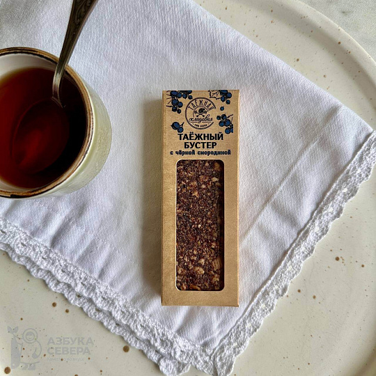 Кедровый батончик с черной смородиной "Таежный бустер"
