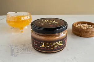 Струя бобра на меде 