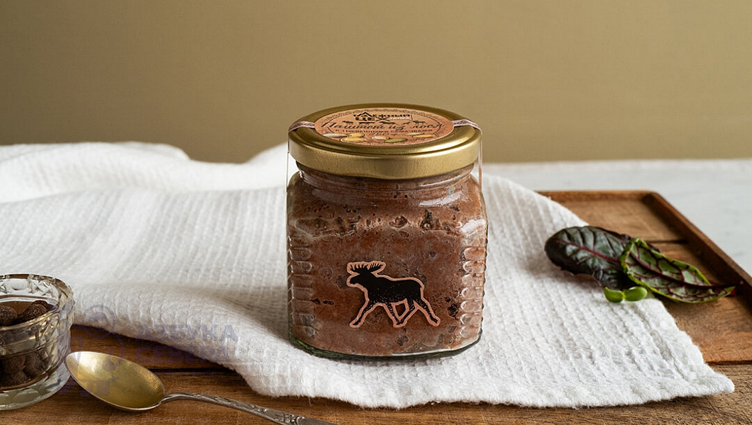 Паштет из лося с тыквенными семечками